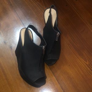 Chinese Laundry Black Wedges